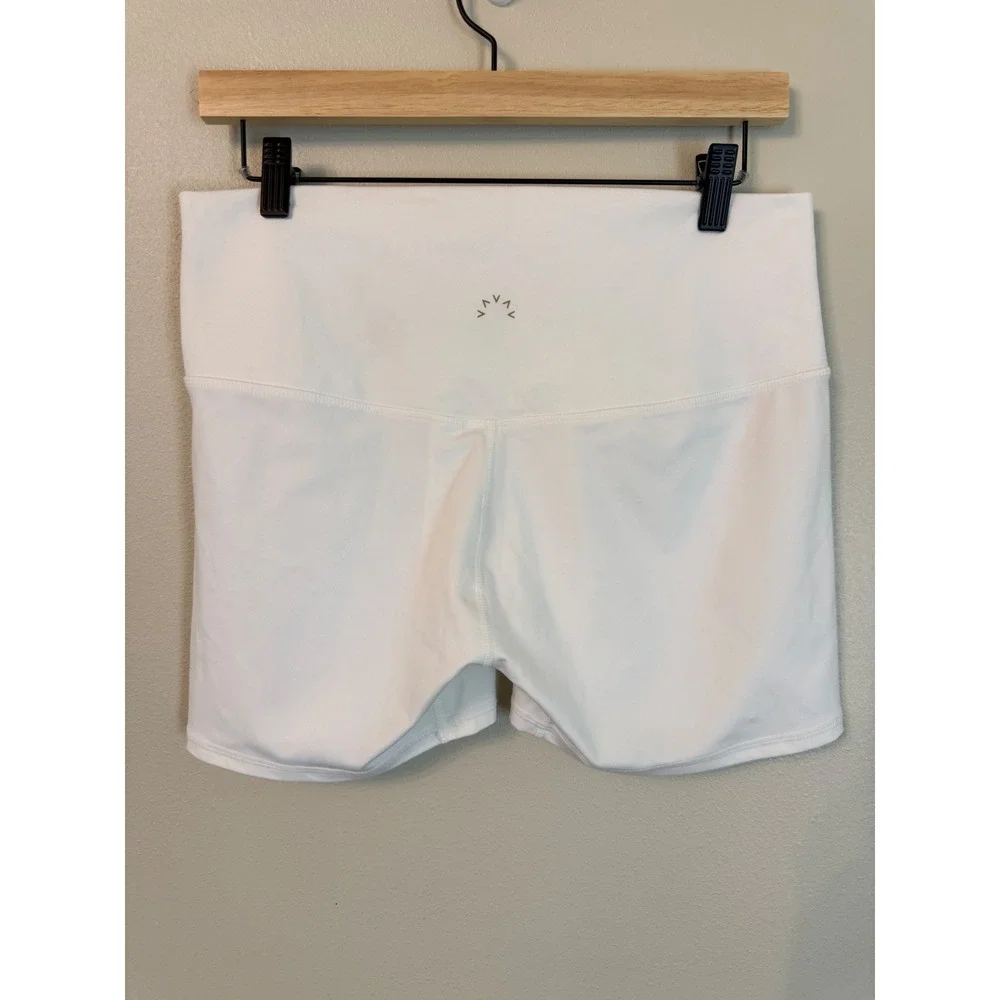 Varley FreeSoft High Rise 4" Biker Shorts White XL Athleisure - Picture 6 of 7